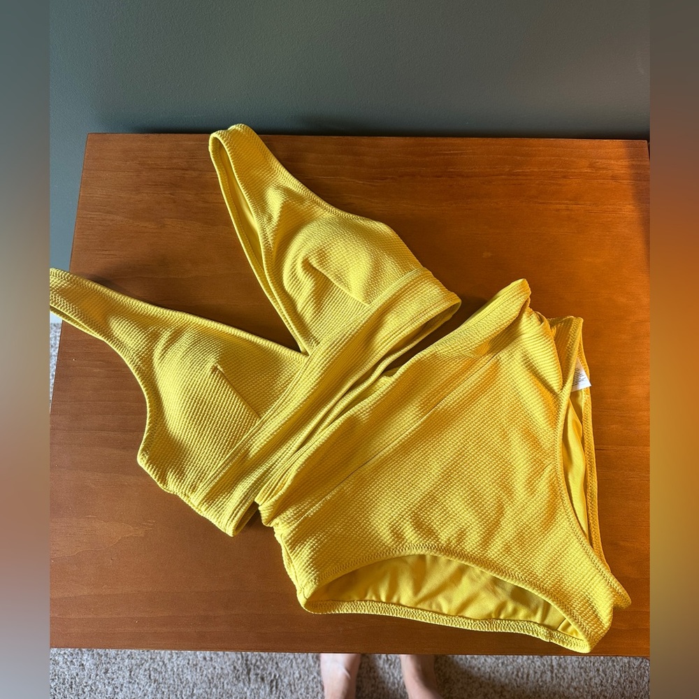 Ribbed Bikini Set
